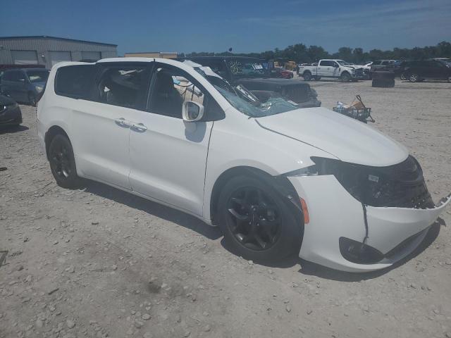 Photo 4 from auction – 2019 CHRYSLER PACIFICA with VIN 2C4RC1BG3KR593926