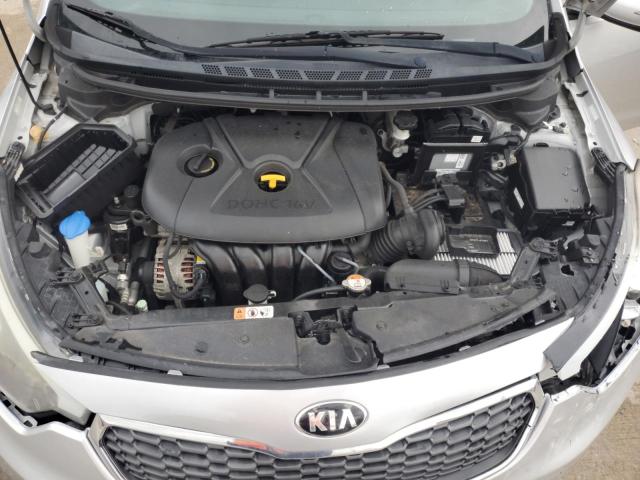 Foto 11 de la subasta – 2016 KIA FORTE LX con VIN KNAFX4A67G5509223