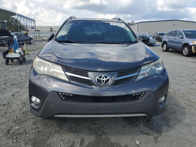Photo 5 from auction – 2014 TOYOTA RAV4 XLE with VIN JTMWFREV9EJ020895