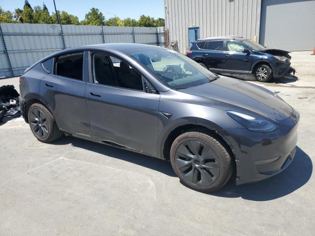 Photo 4 from auction – 2025 TESLA MODEL Y with VIN 7SAYGDED3SF239146