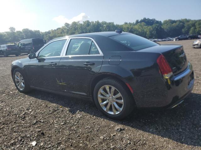 Photo 2 from auction – 2016 CHRYSLER 300 LIMITE with VIN 2C3CCARG4GH198540