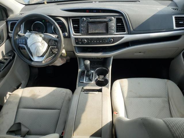 Photo 8 from auction – 2018 TOYOTA HIGHLANDER with VIN 5TDZARFH5JS041051
