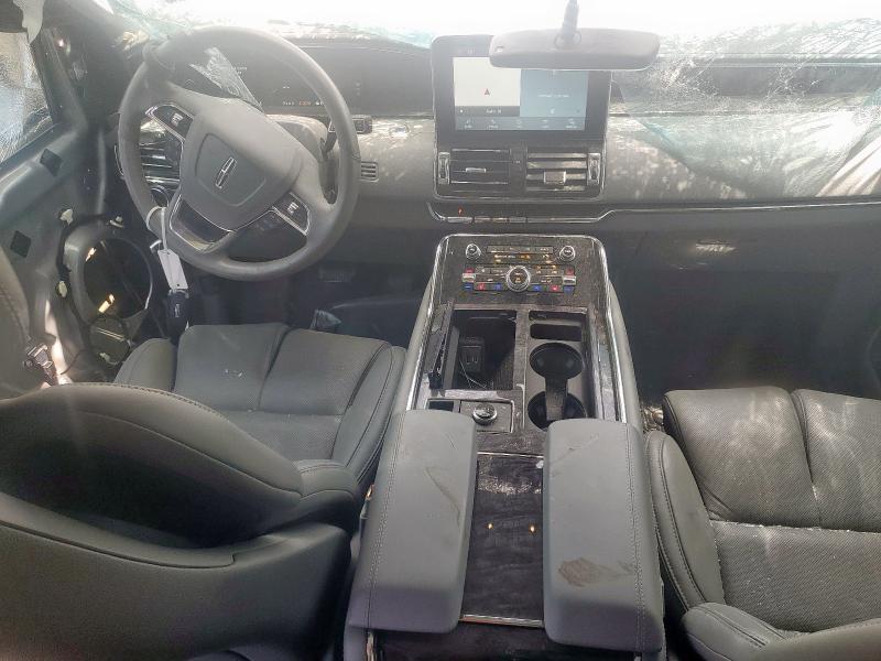 Photo 8 from auction – 2020 LINCOLN NAVIGATOR with VIN 5LMJJ2LT8LEL10853
