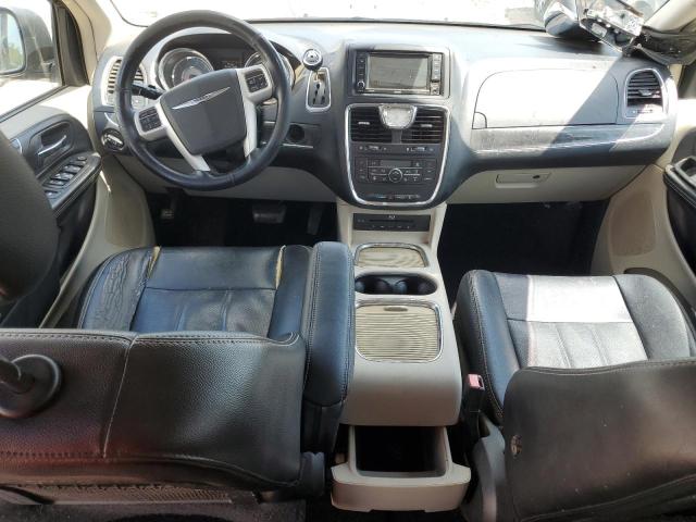 Photo 8 from auction – 2015 CHRYSLER TOWN & COU with VIN 2C4RC1CG3FR525940