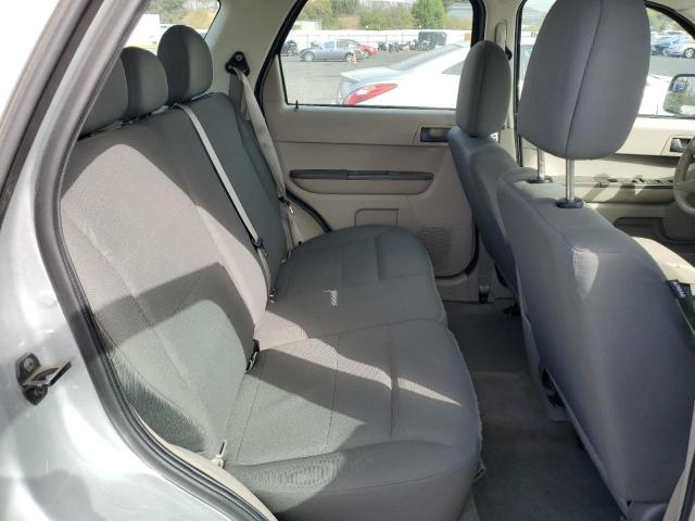 Photo 11 from auction – 2010 FORD ESCAPE XLS with VIN 1FMCU0C75AKA87132