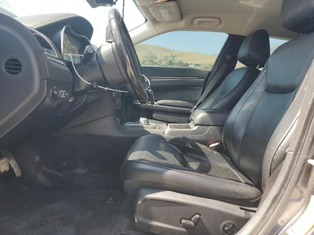 Photo 7 from auction – 2018 CHRYSLER 300 LIMITE with VIN 2C3CCAEG6JH263952