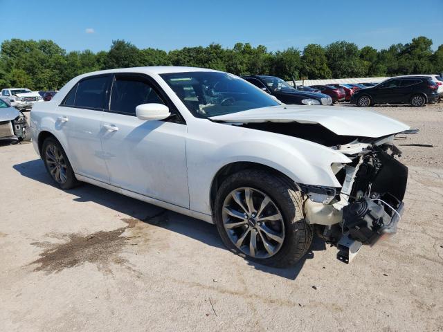 Photo 4 from auction – 2014 CHRYSLER 300 S with VIN 2C3CCAGG3EH383341