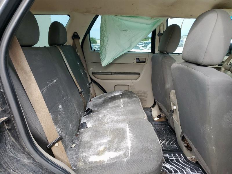 Photo 11 from auction – 2010 FORD ESCAPE XLS with VIN 1FMCU0C78AKD32408