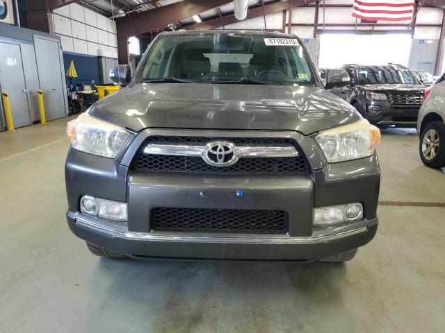 Photo 5 from auction – 2011 TOYT 4RUNNER SR5 with VIN JTEBU5JR1B5046736