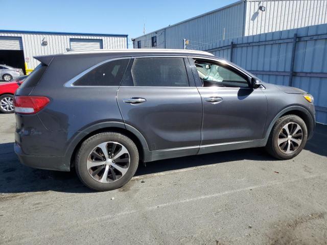 Photo 3 from auction – 2018 KIA SORENTO EX with VIN 5XYPH4A50JG360633