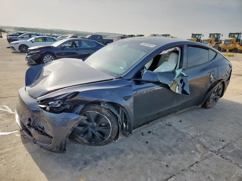 TESLA MODEL Y 2024 with VIN 7SAYGDED4RF106941 - Photo from auction