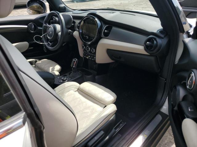 Photo 8 from auction – 2023 MINI COOPER SE with VIN WMW13DJ04P2T56934