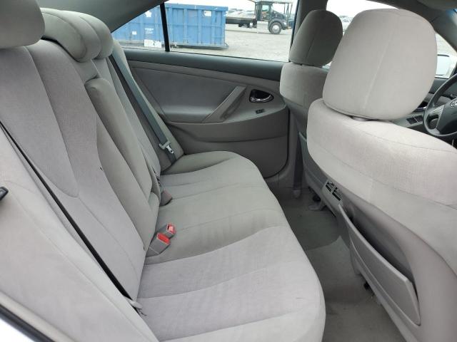 Photo 10 from auction – 2011 TOYOTA CAMRY HYBR with VIN 4T1BB3EK4BU135620