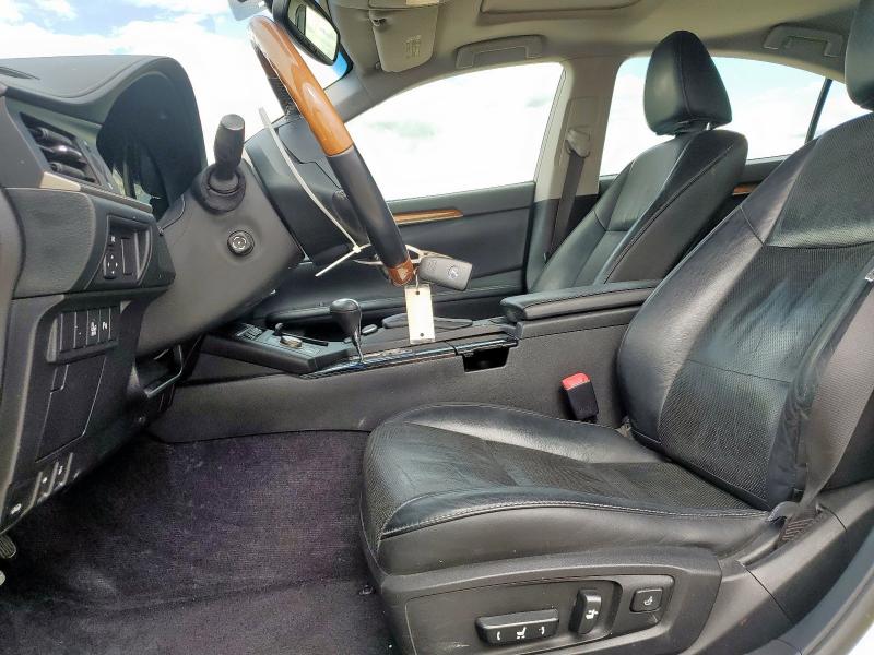 Photo 7 from auction – 2013 LEXUS ES 300H with VIN JTHBW1GG1D2035445