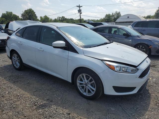 Zdjęcie 4 z aukcji – 2018 FORD FOCUS SE z VIN 1FADP3FE8JL238122
