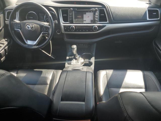 Zdjęcie 8 z aukcji – 2018 TOYOTA HIGHLANDER z VIN 5TDJZRFH6JS551575