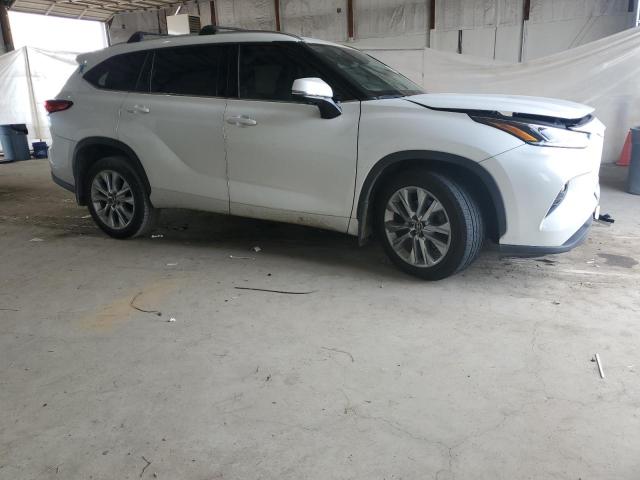 Photo 4 from auction – 2023 TOYOTA HIGHLANDER with VIN 5TDKDRAH2PS044997