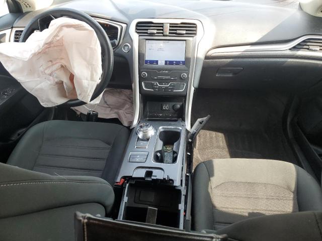 Photo 8 from auction – 2020 FORD FUSION SE with VIN 3FA6P0HDXLR258954