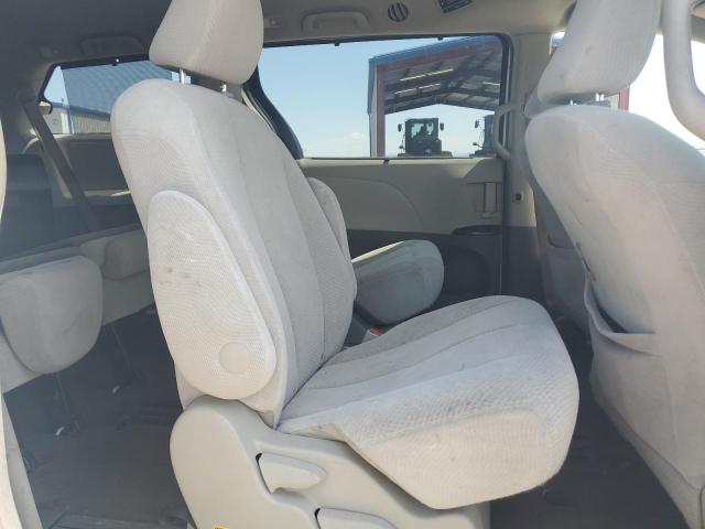 Photo 11 from auction – 2014 TOYOTA SIENNA LE with VIN 5TDKK3DC4ES407042