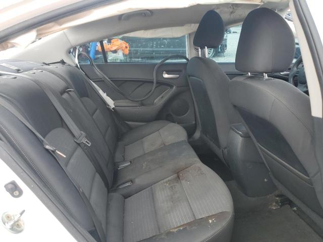 Photo 10 from auction – 2018 KIA FORTE LX with VIN 3KPFL4A77JE209488
