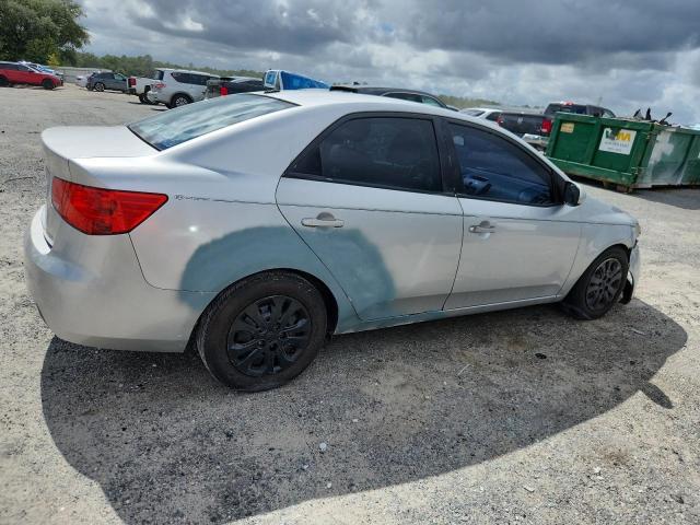 Photo 3 from auction – 2010 KIA FORTE LX with VIN KNAFT4A21A5107648