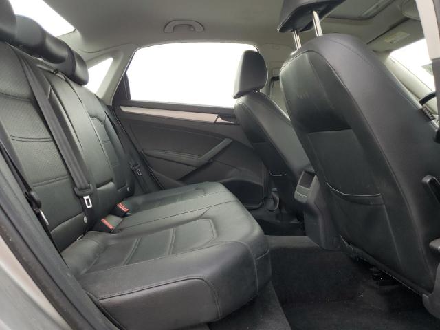 Photo 10 from auction – 2012 VOLKSWAGEN PASSAT SE with VIN 1VWBN7A30CC041045