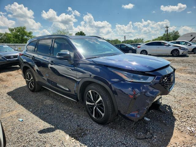 Photo 4 from auction – 2021 TOYOTA HIGHLANDER with VIN 5TDJZRAH6MS082273
