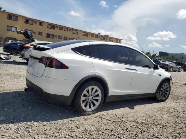 Photo 3 from auction – 2020 TESLA MODEL X with VIN 5YJXCDE47LF262354