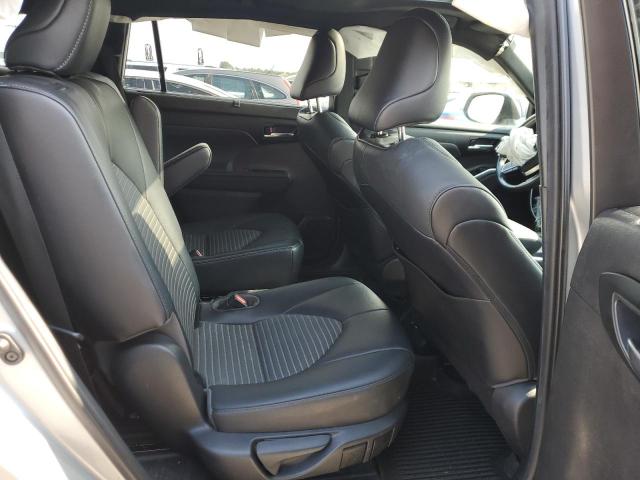 Photo 11 from auction – 2021 TOYOTA HIGHLANDER with VIN 5TDJZRBH5MS094011