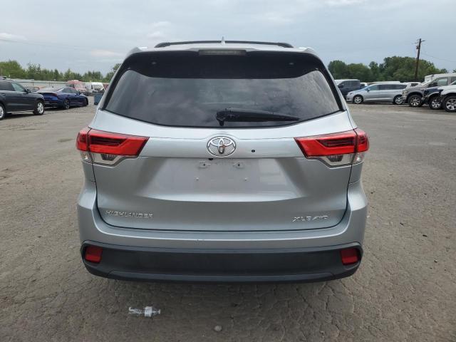 Photo 6 from auction – 2019 TOYOTA HIGHLANDER with VIN 5TDJZRFH9KS620972