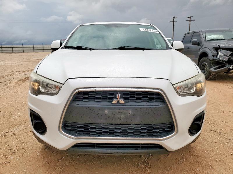 Photo 5 from auction – 2015 MITSUBISHI OUTLANDER with VIN 4A4AR3AW5FE024989