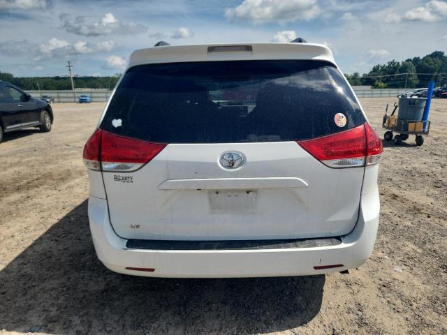 Photo 6 from auction – 2013 TOYOTA SIENNA LE with VIN 5TDKK3DC3DS371049