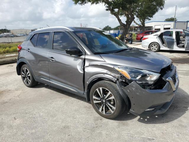 Photo 4 from auction – 2019 NISSAN KICKS with VIN 3N1CP5CU2KL494181