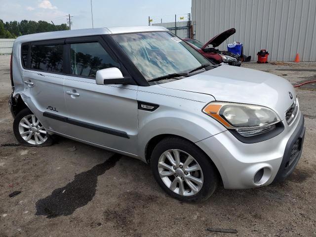 Photo 4 from auction – 2013 KIA SOUL with VIN KNDJT2A56D7482276