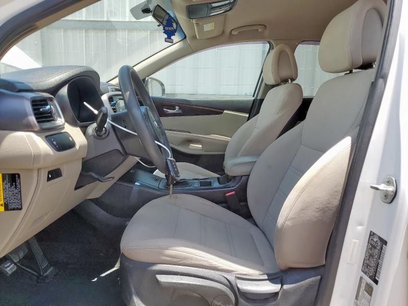 Photo 7 from auction – 2016 KIA SORENTO LX with VIN 5XYPG4A33GG021391