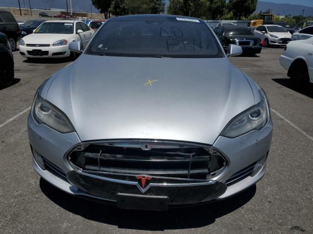 Photo 5 from auction – 2014 TESLA MODEL S with VIN 5YJSA1H18EFP62221