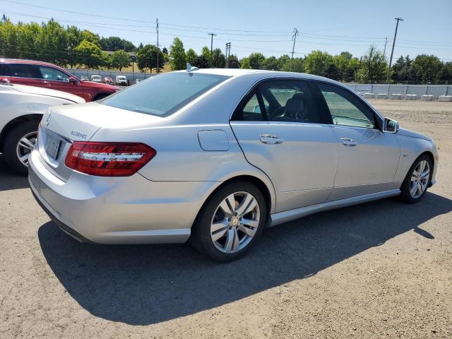 Photo 3 from auction – 2011 MERCEDES-BENZ E 350 BLUE with VIN WDDHF2EB0BA311101