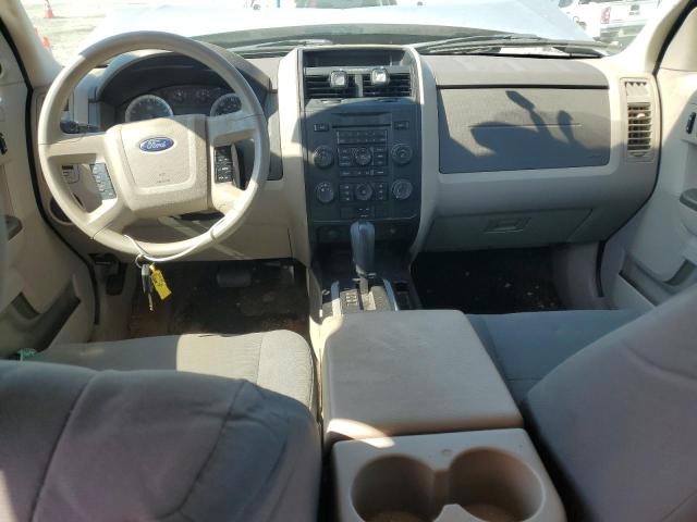 Photo 8 from auction – 2009 FORD ESCAPE XLS with VIN 1FMCU02749KB70919