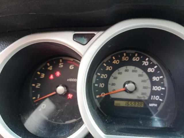 Photo 9 from auction – 2004 TOYOTA 4RUNNER SR with VIN JTEZU14RX40030599