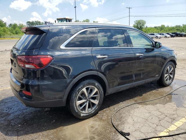 Photo 3 from auction – 2019 KIA SORENTO EX with VIN 5XYPHDA58KG452672