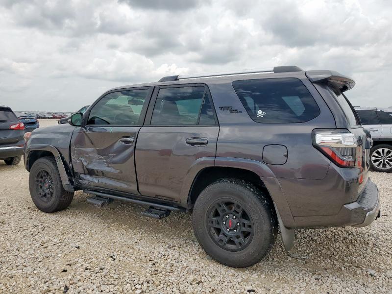 Photo 2 from auction – 2018 TOYOTA 4RUNNER SR with VIN JTEBU5JR9J5589640