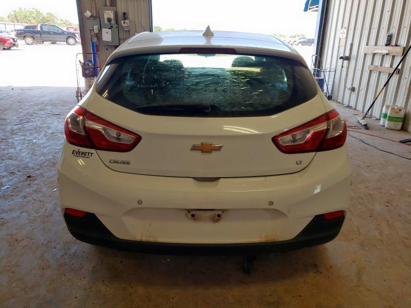 Photo 6 from auction – 2018 CHEVROLET CRUZE LT with VIN 3G1BE6SMXJS597075