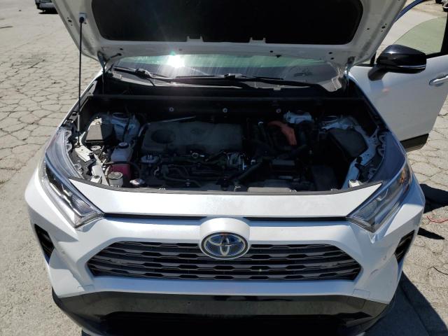Photo 12 from auction – 2019 TOYOTA RAV4 XSE with VIN JTMEWRFV0KD519797