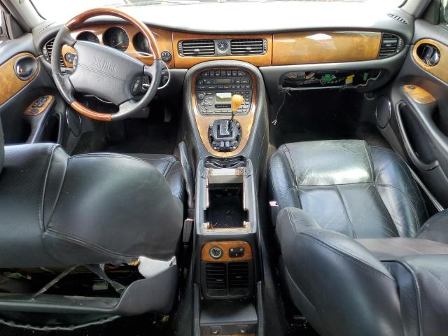 Photo 8 from auction – 2001 JAGUAR XJR with VIN SAJDA15B91MF27399