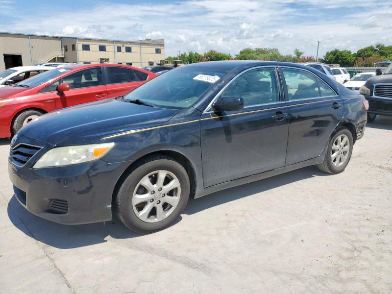 TOYOTA CAMRY BASE 2011 z numerem VIN 4T1BF3EKXBU700747 - Zdjęcie z aukcji