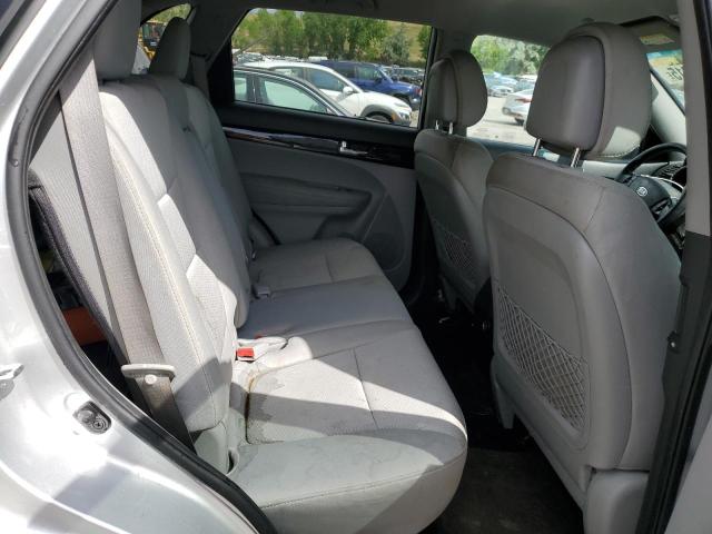 Photo 11 from auction – 2013 KIA SORENTO LX with VIN 5XYKTDA28DG419883