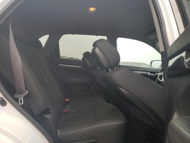 Photo 11 from auction – 2014 KIA SORENTO LX with VIN 5XYKTDA61EG428008