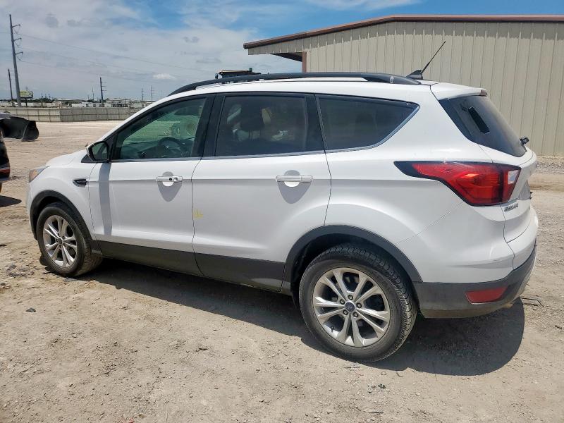 صورة رقم 2 من المزاد - 2019 FORD ESCAPE SEL مع VIN 1FMCU0HD3KUB56808