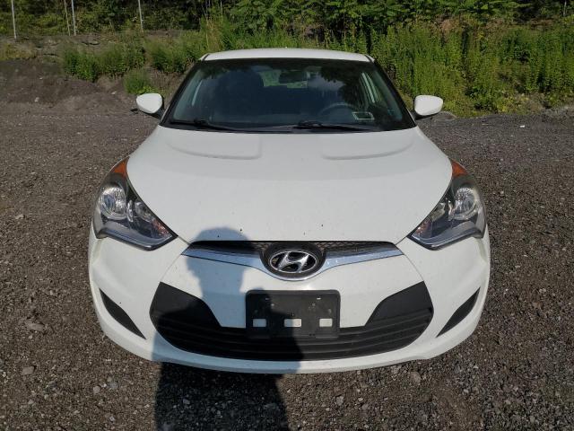 Photo 5 from auction – 2016 HYUNDAI VELOSTER with VIN KMHTC6AD0GU280395