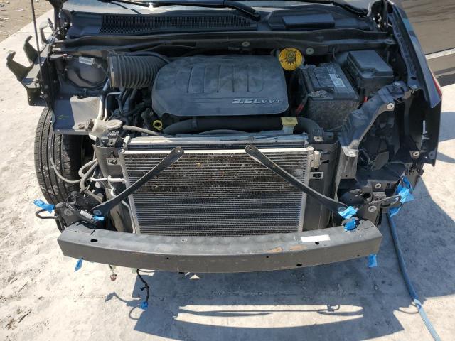 Photo 11 from auction – 2015 CHRYSLER TOWN & COU with VIN 2C4RC1BG1FR577648